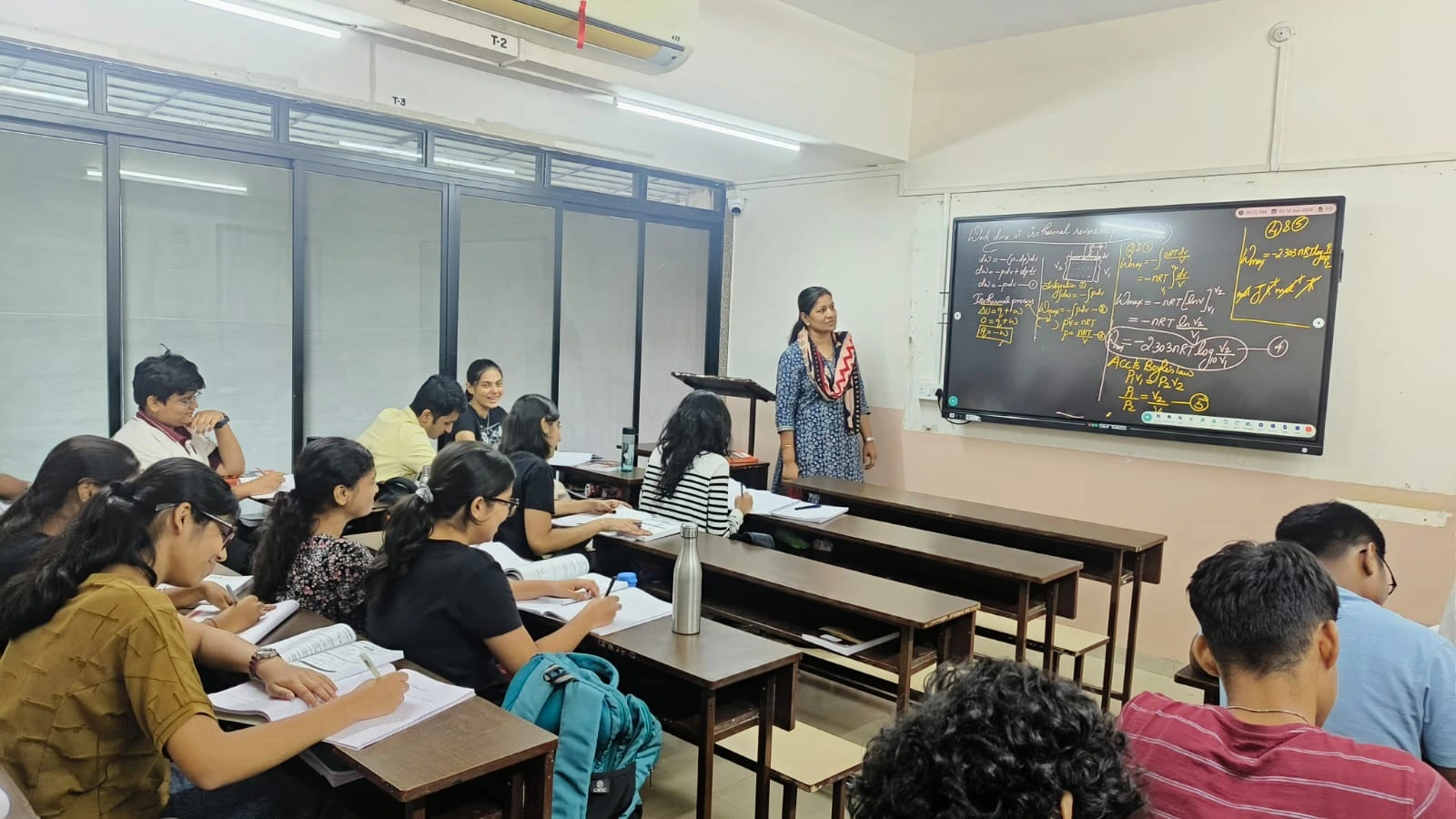 Main Center Image