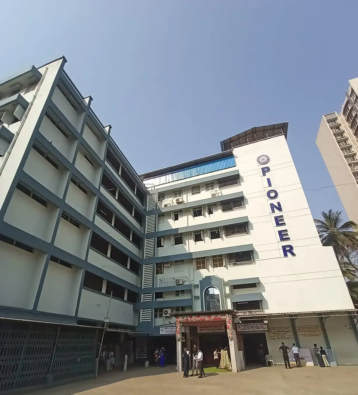 Main Center Image